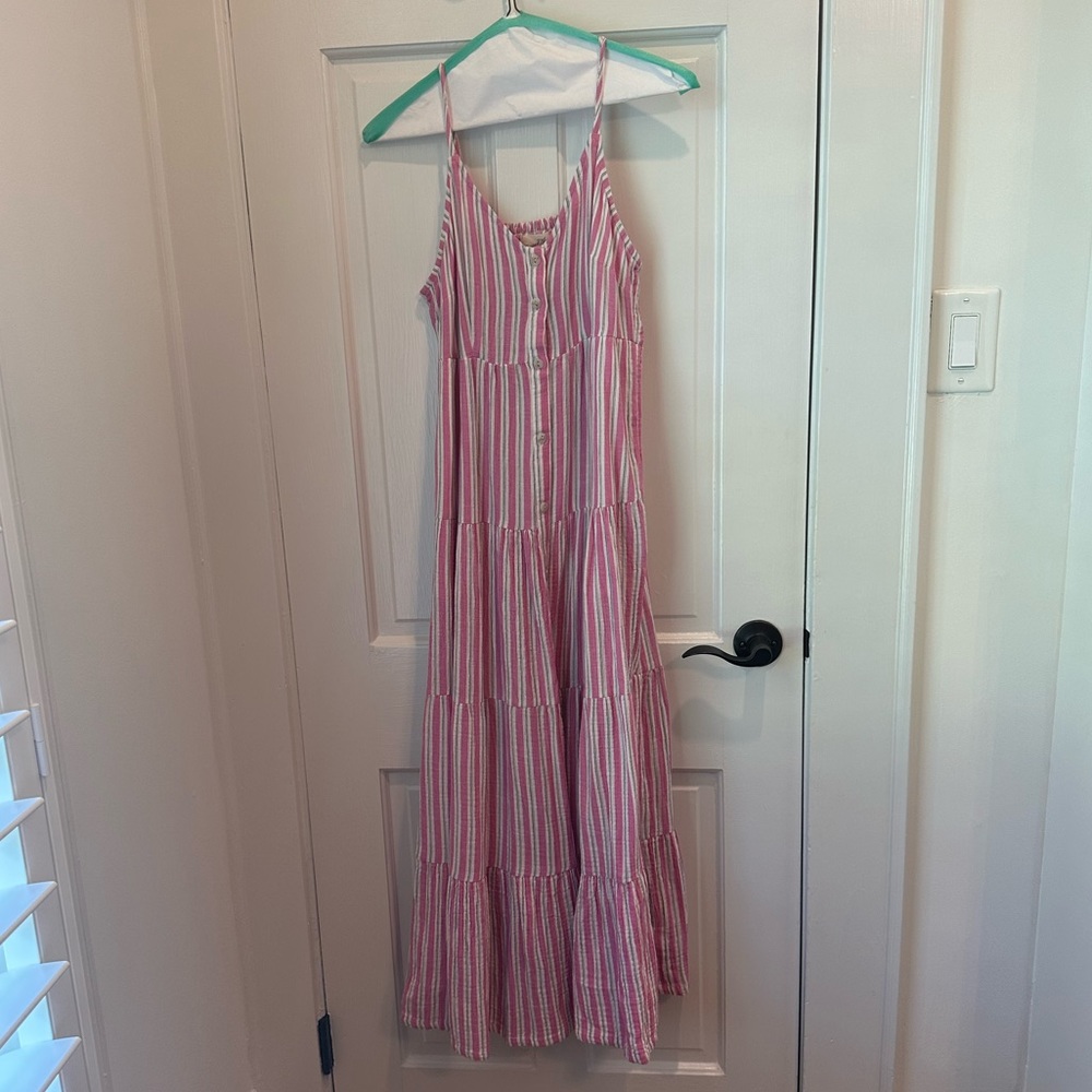 ***SOLD*** Universal Threads Tiered Maxi Dress, S